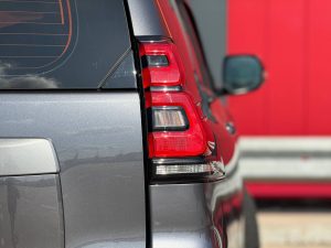 TOYOTA LAND CRUISER PRADO 150