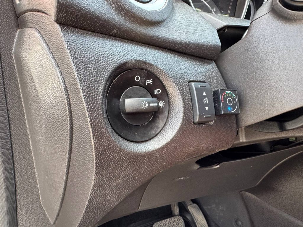 Автомобиль