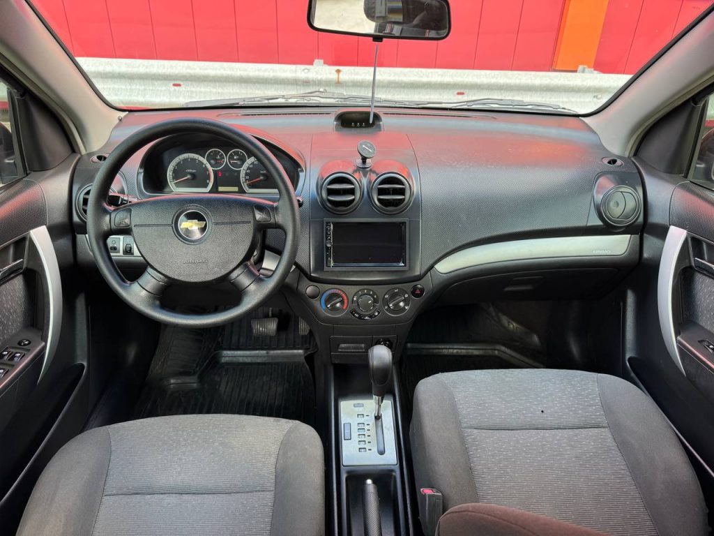 Автомобиль