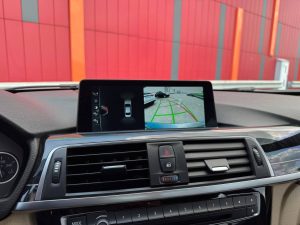 BMW f30 330e